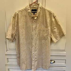 Banana Republic Men’s XL button shirt slim fit